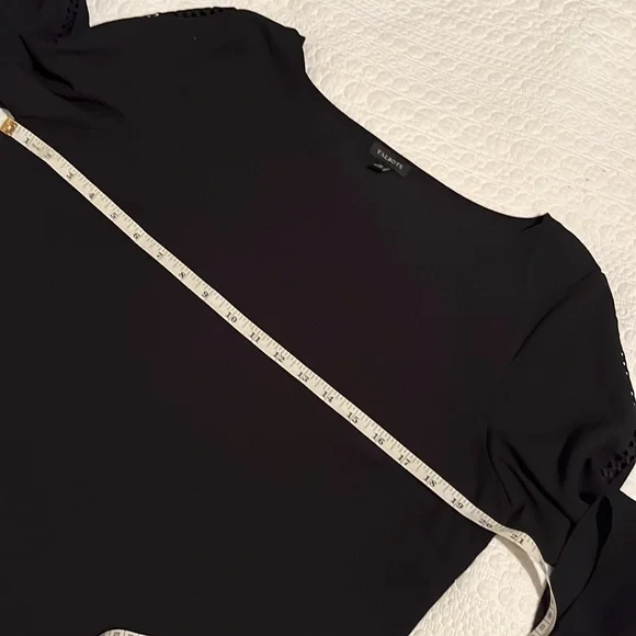 Two TALBOTS TOPS : 2(two) ladies M :black & fuchsia pink - Picture 3 of 11